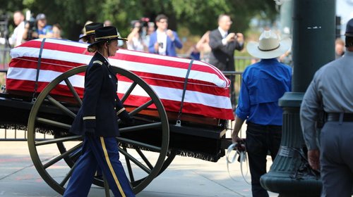 Lindsey Graham regresa a casa por última vez en Carolina del Sur