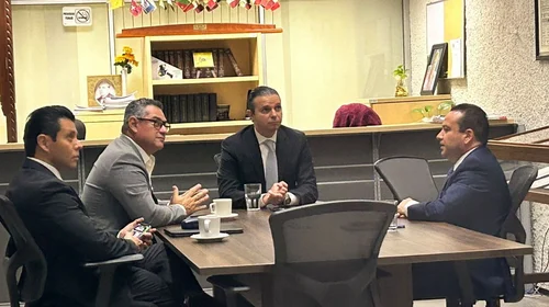 Llegan aspirantes a fiscal al Congreso; saldría nombramiento hoy