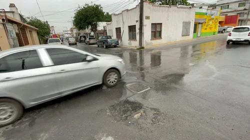 Llama Protección Civil a extremar precaución vial durante lluvias