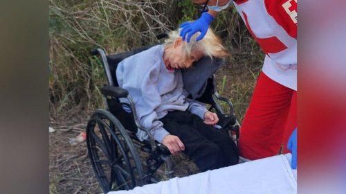 Adulta mayor abandonada en silla de ruedas ya está en el DIF 