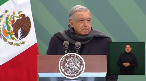 López Obrador celebra fin de la huelga en Audi México