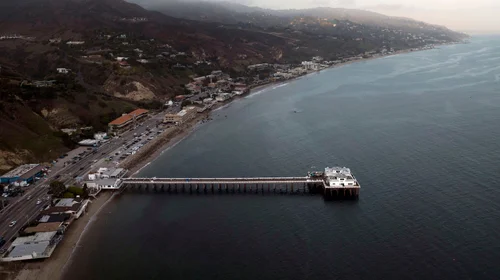 Sismo estremece zona de Los Ángeles; sacude muelle y mueve rocas
