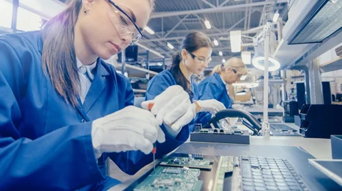 Sectores exportadores 'empujan' creación de empleo en Nuevo León