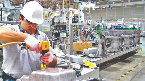 Confianza empresarial cae en abril en México: Inegi
