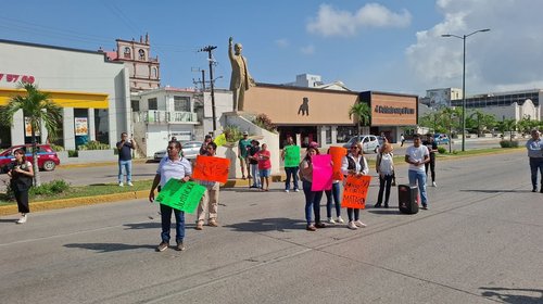 Exigen ciudadanos durante marcha justicia para Dafne