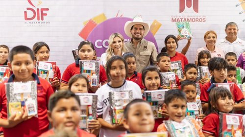 DIF Matamoros lleva apoyo escolar y servicios a El Ebanito