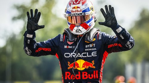 Verstappen logra pole con vuelta más rápida de la historia