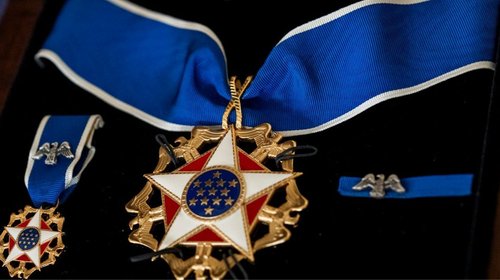 Honrará Trump a Charlie Kirk con la Medalla de la Libertad