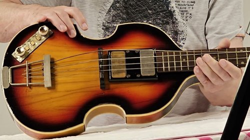 Medio siglo después, le devuelven a Paul McCartney un bajo robado