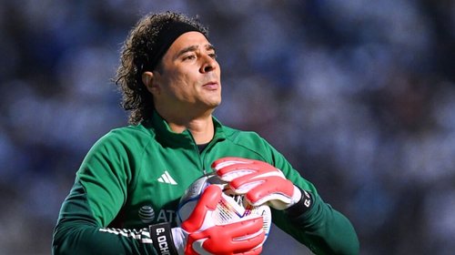 Una carta de su hija hizo llorar a Ochoa; perfila su adiós al Tri