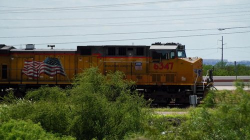 Confirman muerte de cuatro mexicanos en vagón de tren en Texas