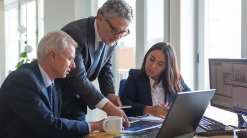 ¡Los mexicanos también! Se dispara 70% inversión en el extranjero