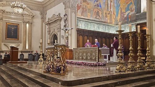 Inicia Miércoles de Ceniza en Catedral Metropolitana de Monterrey