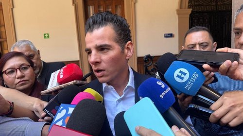 Miguel Flores arremete contra PRI por intentar frenar obras en NL