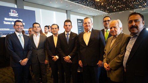 Refuerzan vínculo entre Gobierno y transportistas en Nuevo León