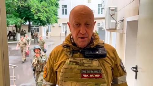 Prigozhin, líder de grupo Wagner, detiene avance hacia Moscú
