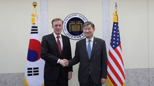 Ministro surcoreano amenaza con atacar Norcorea