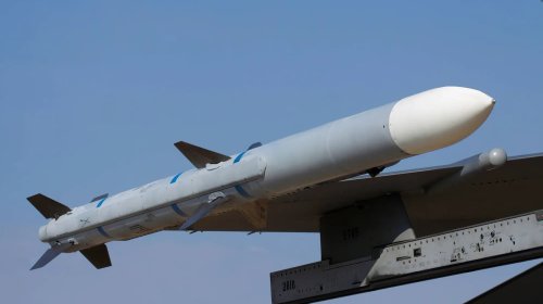 Israel activa alertas por lanzamiento de misiles iraníes
