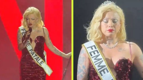 Mon Laferte se quiebra y llora durante Carnaval de Veracruz 