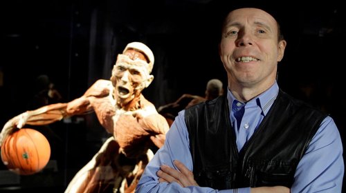 Muere anatomista de exposición de cadáveres, Gunther von Hagens