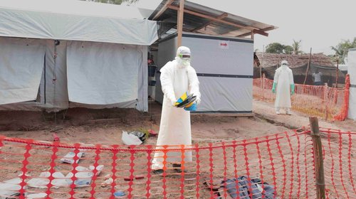 OMS eleva a 223 'las muertes sospechosas" por ébola en Congo