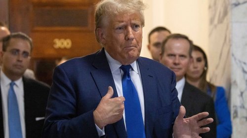 Ratifican multa a Donald Trump por comentario en juicio