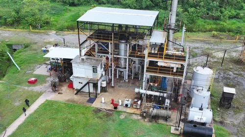 Clausuran refinaría ilegal en Coatzacoalcos, Veracruz