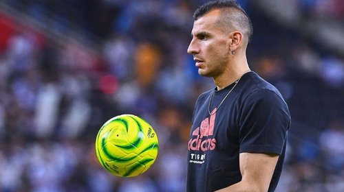 Sancionan con 11 juegos a Nahuel Guzmán por el tema del láser