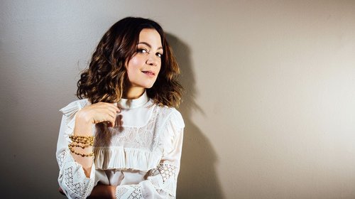 Natalia Lafourcade hará mancuerna con Gustavo Dudamel