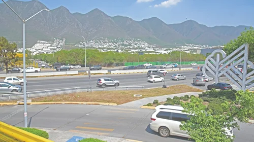 Proyecta Monterrey dos puentes viales en la Carretera Nacional