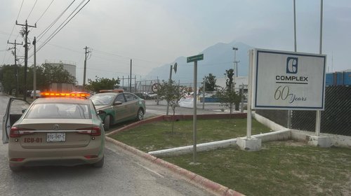 Viola empresa suspensión, emite olor tóxico y la vuelven a cerrar