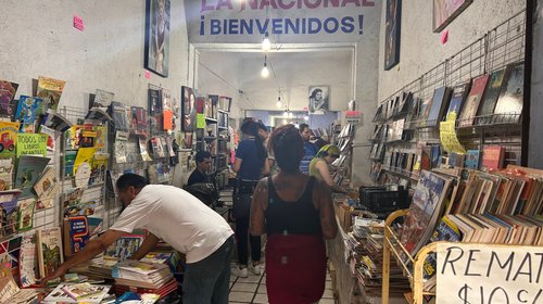 Tras 16 años, cierra la biblioteca y librería 'La Nacional'