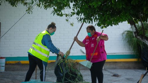 Intensifican limpieza en escuelas previo al regreso a clases
