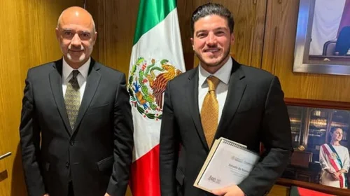 Autorizan $90,000 mdp para tren ligero y carreteras en NL