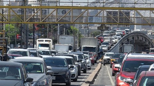¡Paradójico! No usar camiones incrementa el tráfico en Monterrey