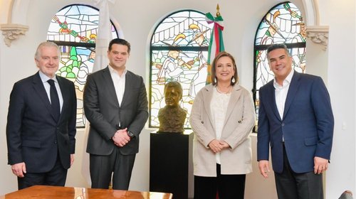 Nombra Xóchitl a Paco Cienfuegos delegado de su campaña en NL