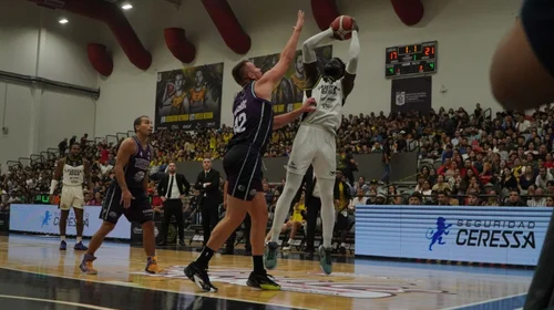 Fuerza Regia inicia Final de Zona con derrota ante Halcones