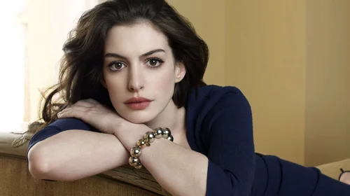 Anne Hathaway protagonizará la adaptación de 'Verity'