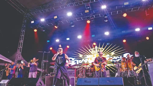 Regios enloquecen en el Festival Eufónico: pura energía musical