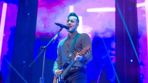 Conoce el orígen de 'Luciérnaga' la canción de Pepe Madero del 8M