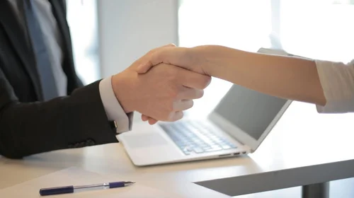 Apostarán 43% de las compañías en NL a ampliar sus contrataciones