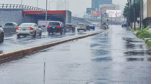 Advierten más lluvias en NL por efectos de Nadine y Oscar