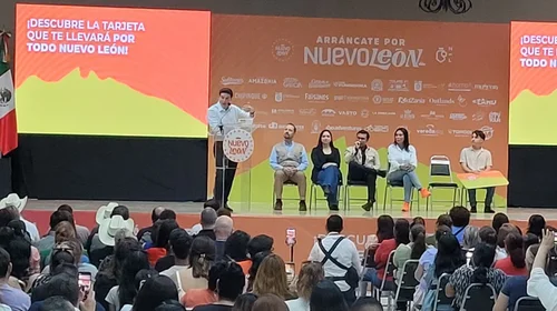 Entregan tarjeta con descuentos turísticos en Nuevo León
