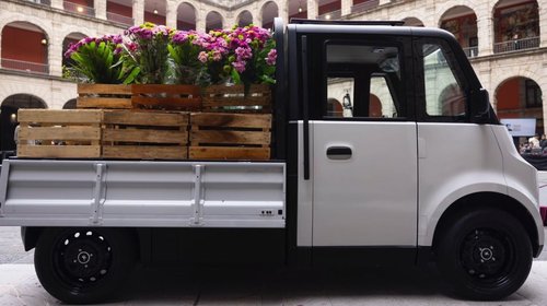 México presenta unidad de carga como segundo modelo de Olinia