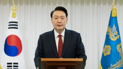 Corte emite orden de arresto contra el presidente Yoon Suk Yeol