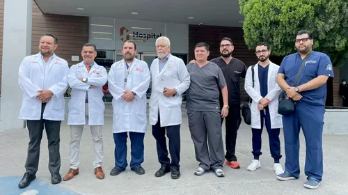Inician médicos paro en Hospital de Sección 50; exigen insumos