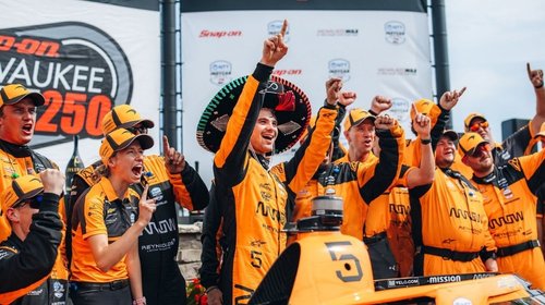 Pato O'Ward conquista Milwaukee; suma segundo triunfo
