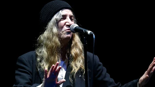 Patti Smith se desmaya en concierto en Brasil