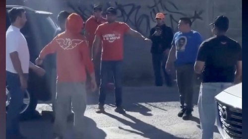 Interviene dirigente de MC para frenar pelea en vía pública