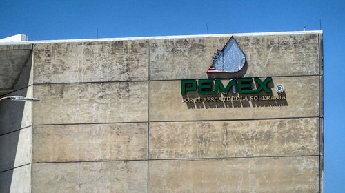 Pemex vuelve al mercado local con emisión récord de $1,837 mdd